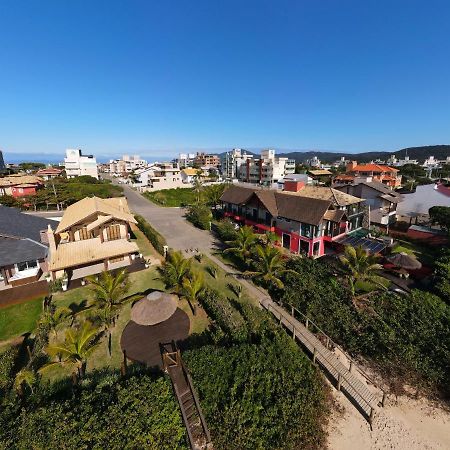 Olhos Verdes Guest House Bombinhas Bagian luar foto