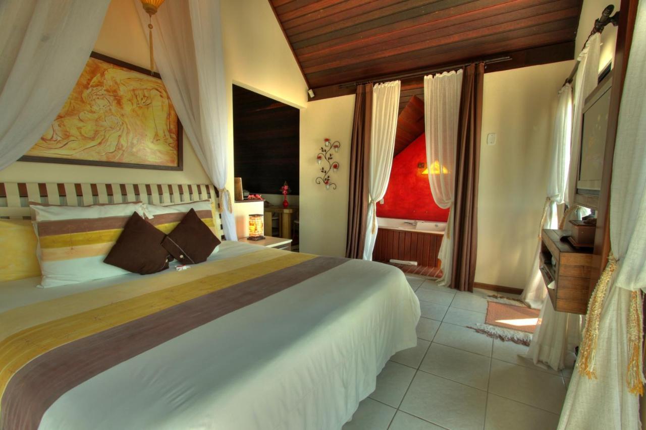 Olhos Verdes Guest House Bombinhas Bagian luar foto