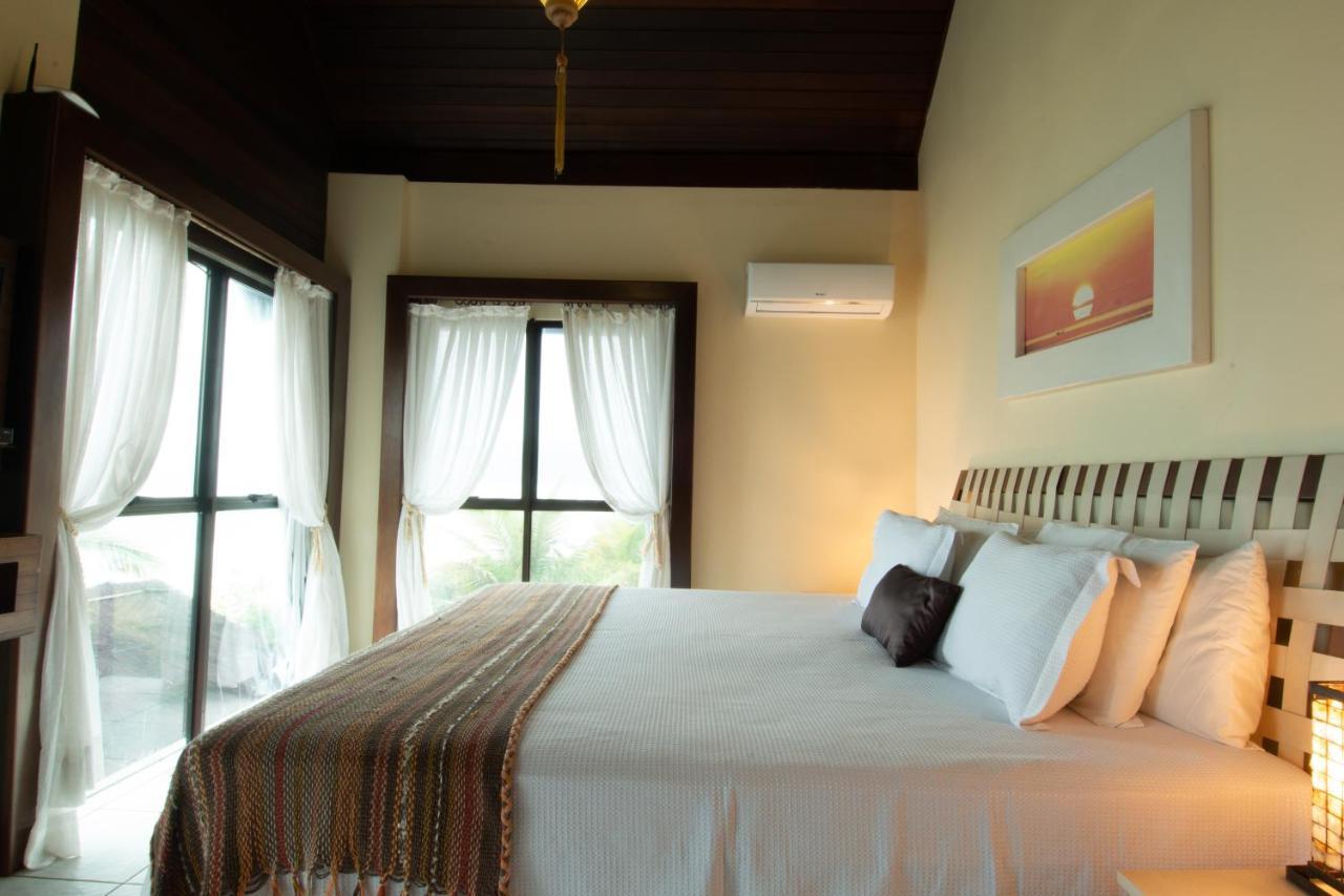 Olhos Verdes Guest House Bombinhas Bagian luar foto