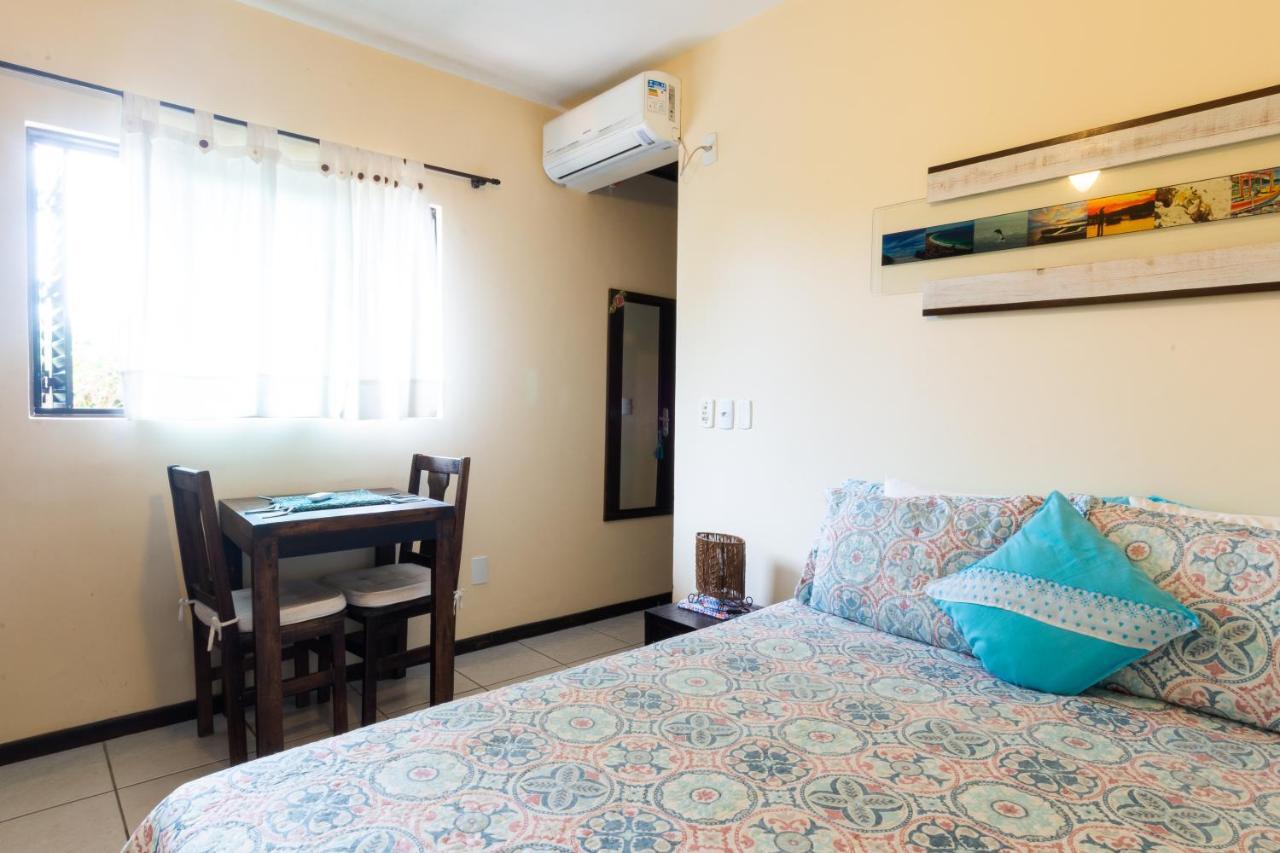 Olhos Verdes Guest House Bombinhas Bagian luar foto