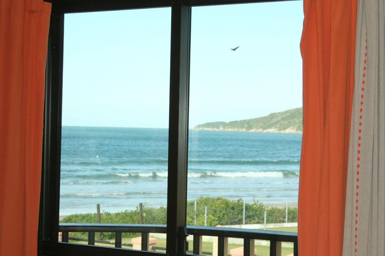Olhos Verdes Guest House Bombinhas Bagian luar foto