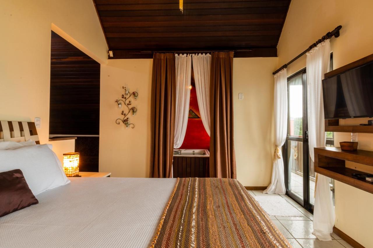 Olhos Verdes Guest House Bombinhas Bagian luar foto