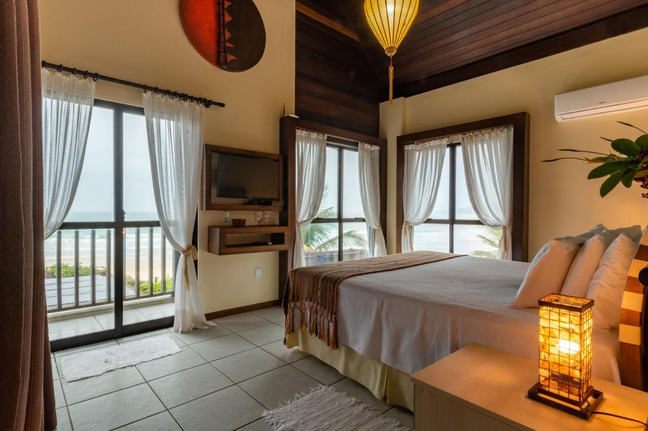 Olhos Verdes Guest House Bombinhas Bagian luar foto