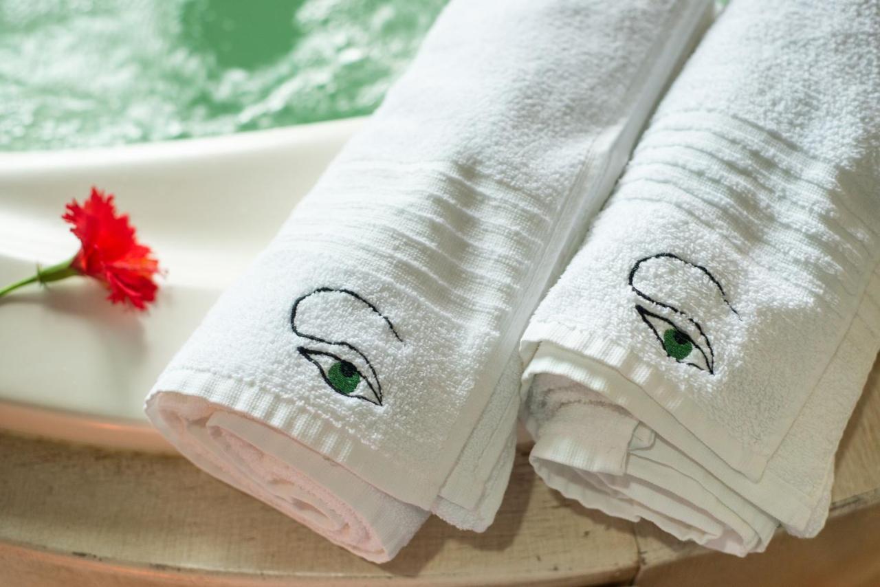 Olhos Verdes Guest House Bombinhas Bagian luar foto